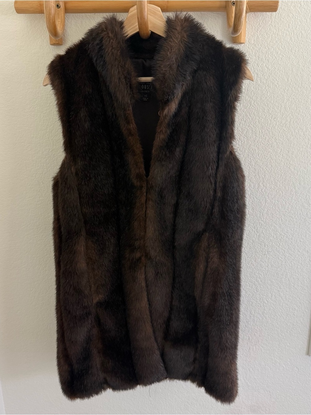 FABULOUS FURS minimalist quiet luxury dark Brown faux fur elongated vest in XS